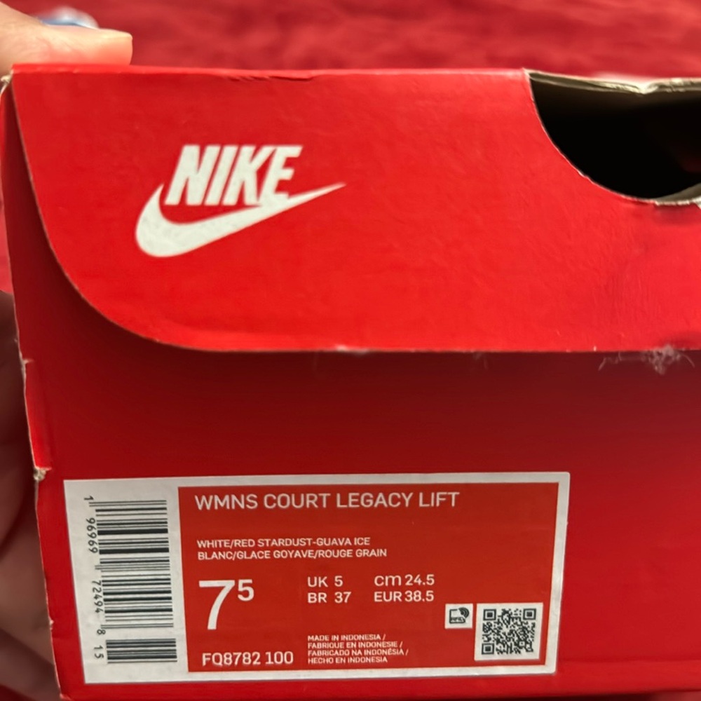 Women’s Nike Sportswear platform shoes